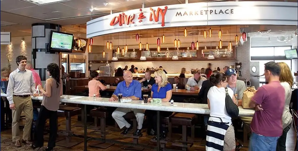 Olive and Ivy restaurant at Phoenix Sky Harbor International Airport